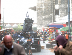 James Bond yıkacaktı rüzgar yıktı