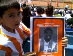 Irkçılığa resimle tepki gösterdiler