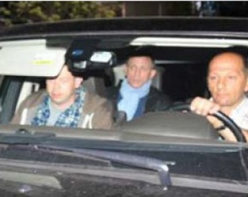 James Bond olay çıkardı