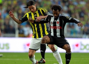 Fenerbahçe'ye ilk darbe geldi