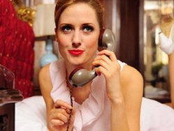 Caroline'nin evine polis baskını