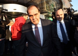 Demirören Romanya'ya gitti