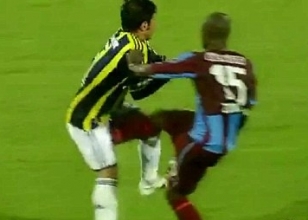 Zokora suskunluğunu bozdu