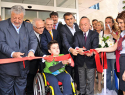 Şenol Güneş Bağdat caddesinde