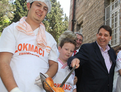 Kız Lisesi lokma gününde