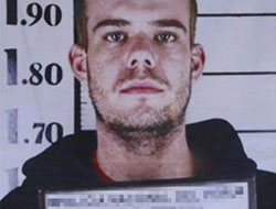 800 erkek kapı dışarı!