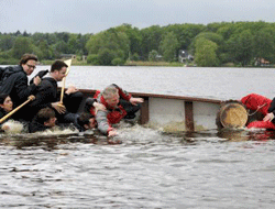 Başbakan ve bakanlar alabora oldu!