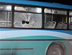 Dolu otobüse hain saldırı!
