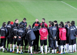 4 futbolcu aday kadrodan çıkarıldı