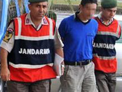 Öz Kızına Tecavüz Etmiş