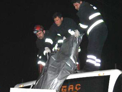 Otomobil denize uçtu: 4 ölü