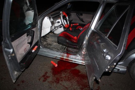 'Affedin' notu bıraktı bileğini kesti