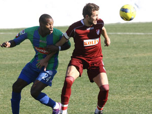 Göztepe Rize'nin stoperini kaptı