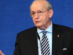 Şenes Erzik o görüşmeyi anlattı