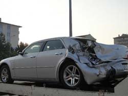 Vali Akpınar kaza geçirdi