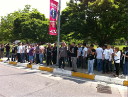 Beşiktaşlılar açlık grevine başladı