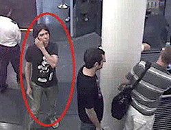 Türk'ün ihbarı pornocuyu yakalattı