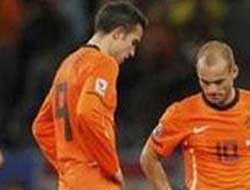 Hollanda  takımını satılığa çıkardı!