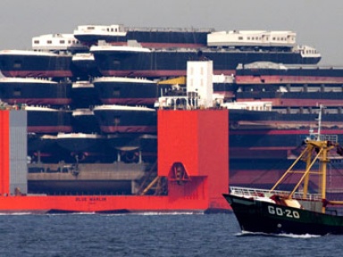 Bir gemi 22 gemi taşıdı