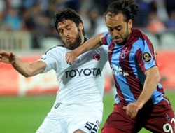 Egemen Korkmaz yol ayrımında!