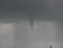 Hortum görenleri panikletti