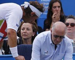 Hakemi hastanelik etti!