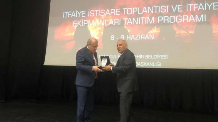 Trabzon’da itfaiye istişare toplantısı! İtfaiye ekipmanları tanıtıldı