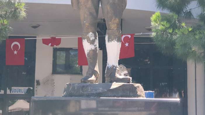 Trabzon’da Atatürk anıtına saldırı! Bir kişi gözaltına alındı