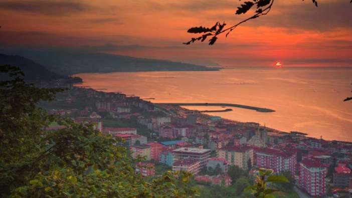 Başkan Sait Gürsoy'dan Arsin'e müjdeler! TOKİ projeleri, su sorunu, yeni düğün salonu...