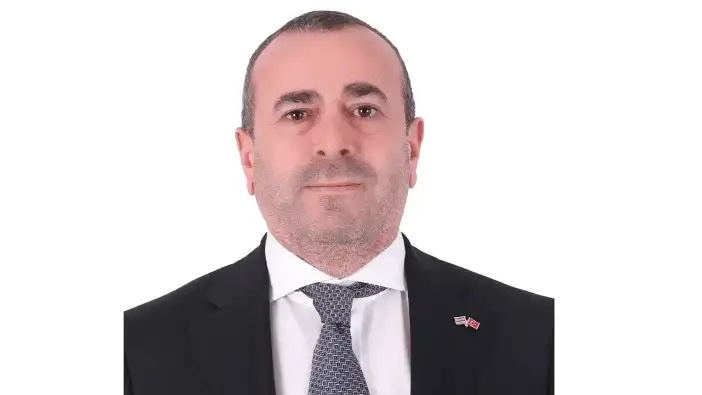 Trabzonspor Başkan Yardımcısı Taner Fikret Saral'dan Beşiktaş'a yanıt:  "Herkes haddini bilsin, haddinizi bildirmeyelim!"