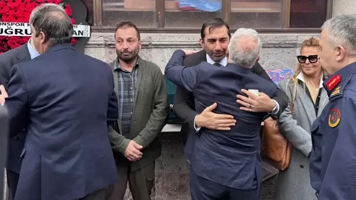 Zeyyat Kafkas'ın anne acısı: Son yolculuğuna uğurlandı