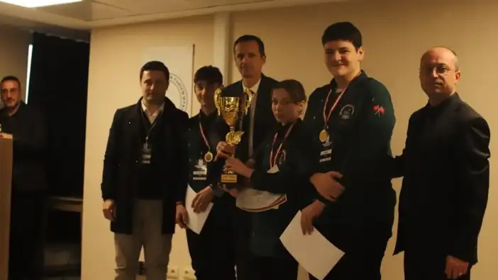 Rize’de “Anne Reçeteleri” temalı gastronomi yarışması düzenlendi