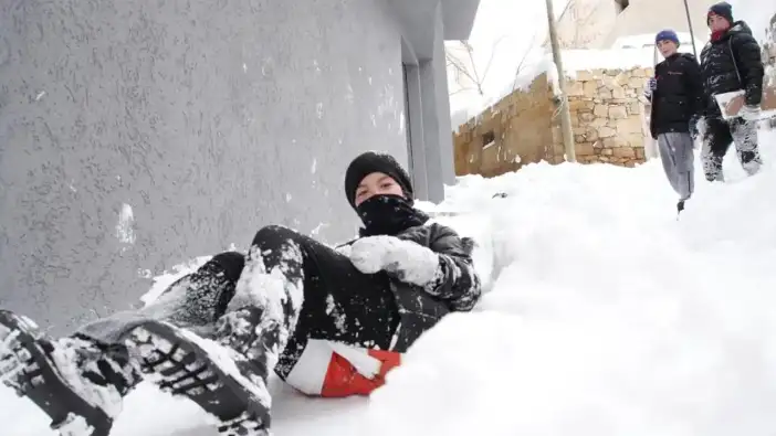 Bayburt'ta okullar tatil mi? Bayburt'ta 14 Ocak Salı okullar tatil edildi mi?