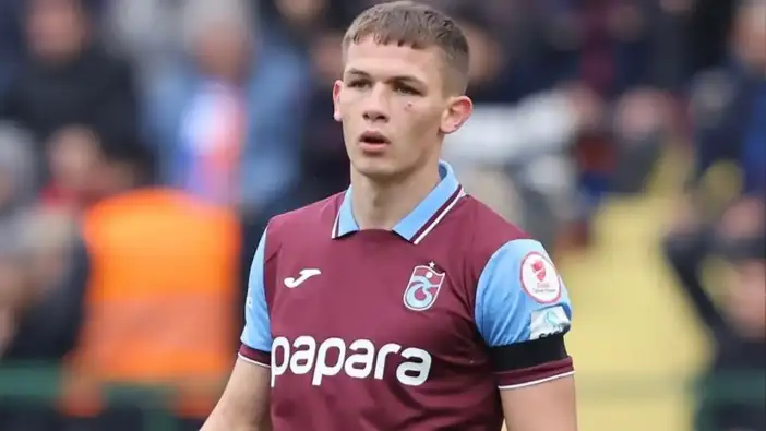 Trabzonspor'da ayrılık: Takım arkadaşlarıyla vedalaştı