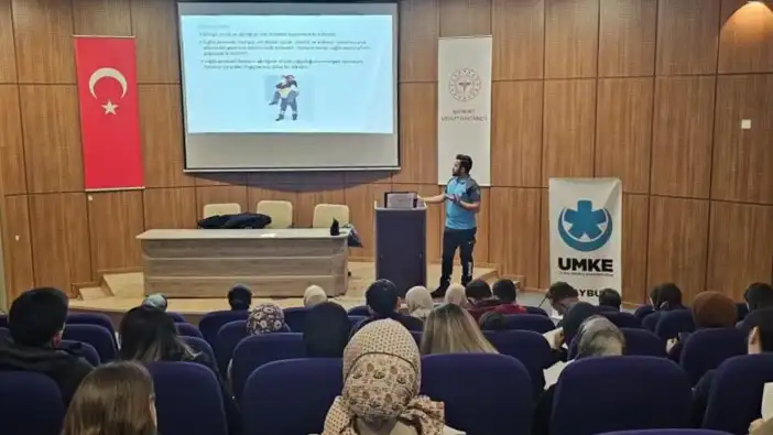 Bayburt’ta sağlık personeline hastane afet bilinci eğitimi verildi