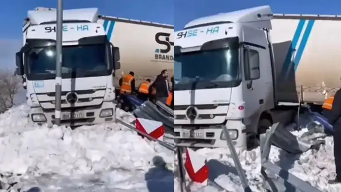 Şavşat Karayolu’nda buzlanma kazası: Tır uçurum kenarında durdu
