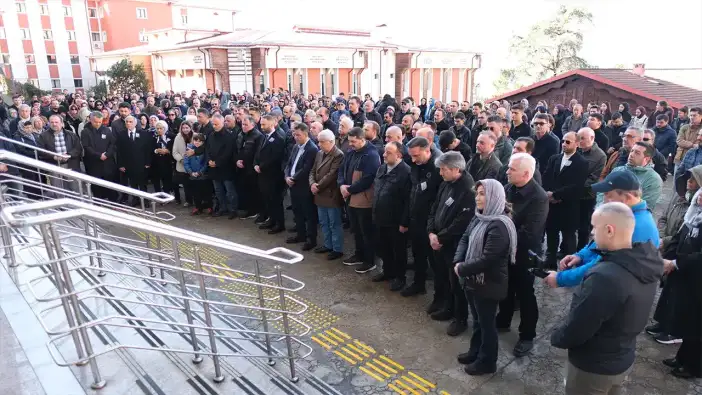 Rize’de hayatını kaybeden akademisyen son yolculuğuna uğurlandı