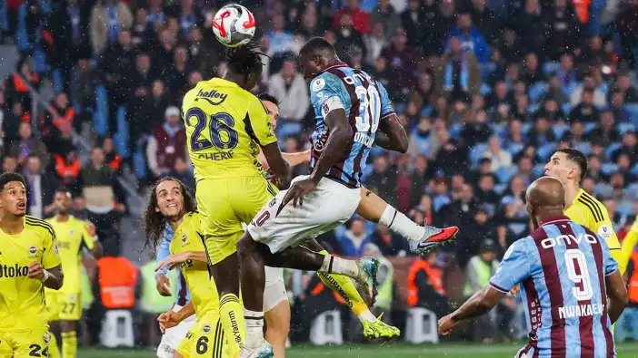 Trabzonspor’un 11 maçlık serisi sona erdi: Zirve hesapları değişti