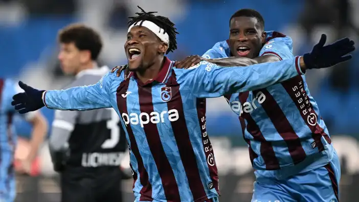 Trabzonspor rakiplerine tepeden bakıyor: Kafa golleriyle zirvede