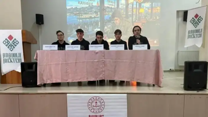 Bayburt’ta öğrenciler Sait Faik’i panelde anlattı