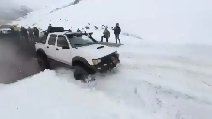 Trabzon’a çığ düştü: Yardıma ilk onlar koştu