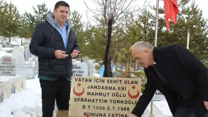 Bayburt’ta şehit kabirleri Ramazan Bayramı öncesi ziyaret edildi