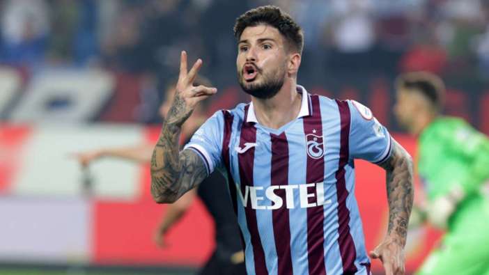 Trabzonspor’dan ayrıldı, ülkesinde coştu! Takımını Play-Off’a taşıdı