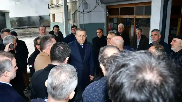 Arsin’de yangın sonrası Vali Şahin’den yerinde inceleme