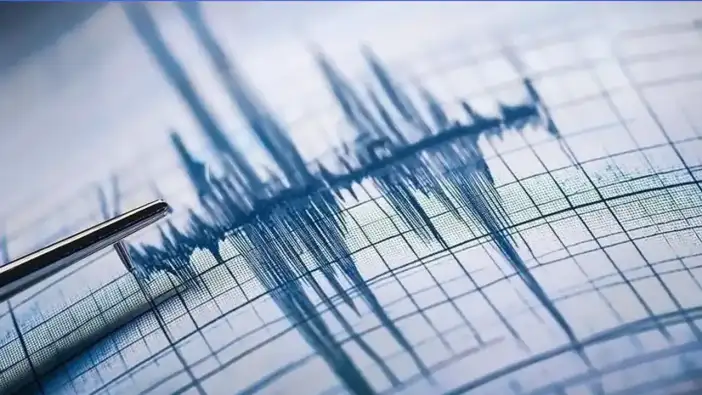 Van’da 5.2 büyüklüğünde deprem meydana geldi