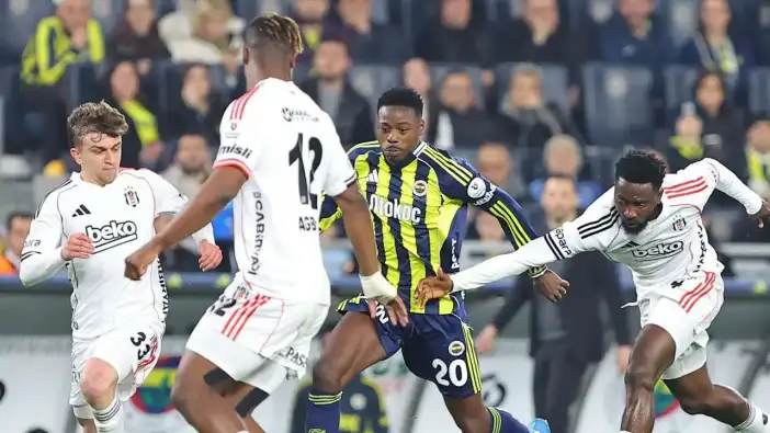 Yine kol, yine derbi, yine olay