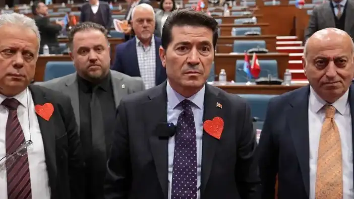 Ahmet Kaya kendisine yapılanı unutmadı!