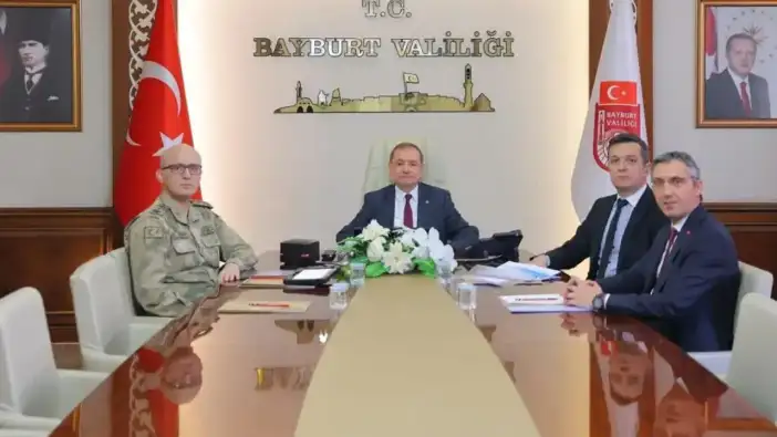 Okul güvenliği masaya yatırıldı: Bayburt’tan VKS toplantısına katılım