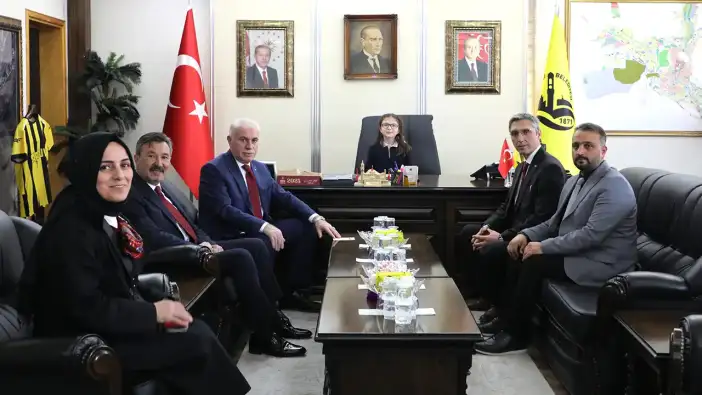 Bayburt’ta başkanlık koltuğu 23 Nisan’da öğrenciye devredildi