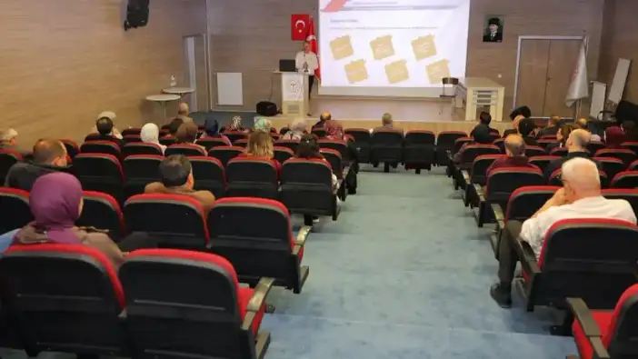 Bayburt’ta sağlık personeline iş sağlığı ve güvenliği eğitimi verildi